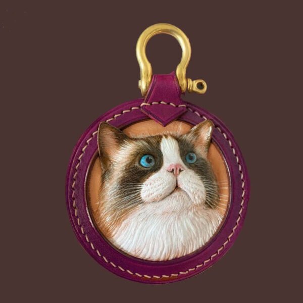 Custom hand painted 3D full leather pet portrait keyring, personalized handmade cat memorial keepsake accessory